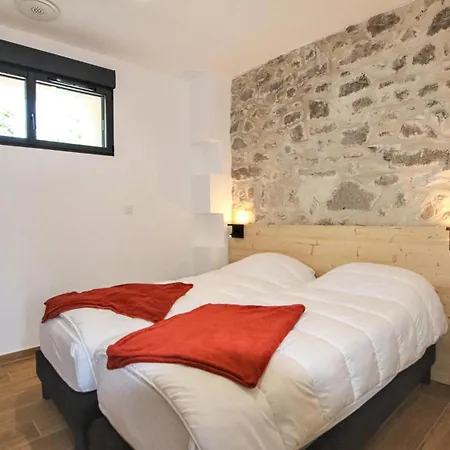 Awesome In Holiday home *